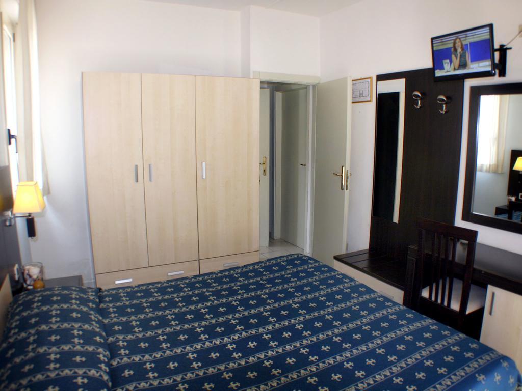 Hotel Europa Park Lido di Spina Luaran gambar