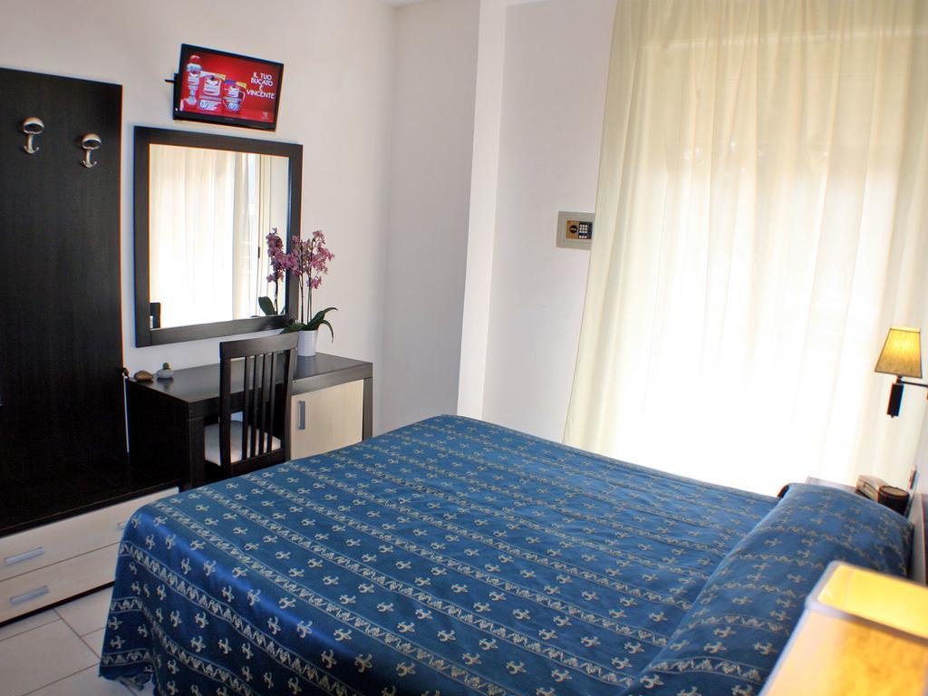 Hotel Europa Park Lido di Spina Luaran gambar