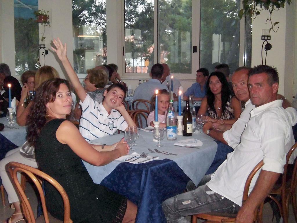 Hotel Europa Park Lido di Spina Luaran gambar