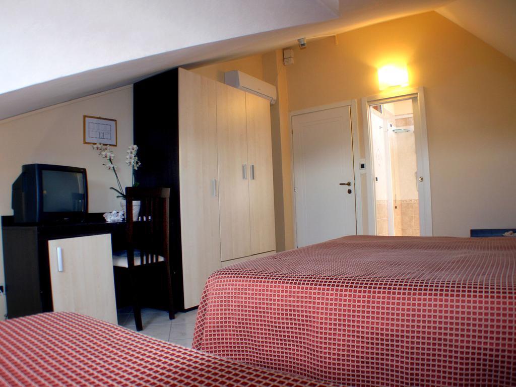 Hotel Europa Park Lido di Spina Luaran gambar